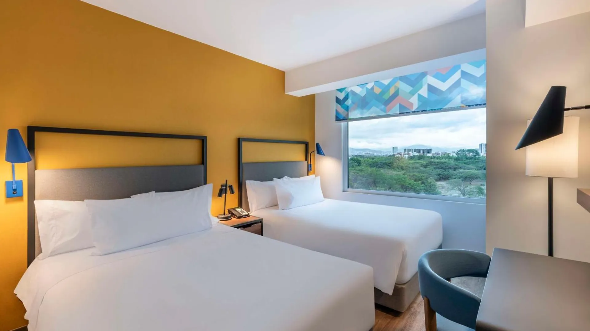 Tru By Hilton Cali Sur Hotel