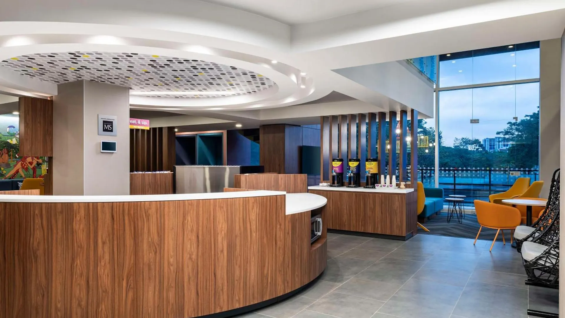 Tru By Hilton Cali Sur Hotel